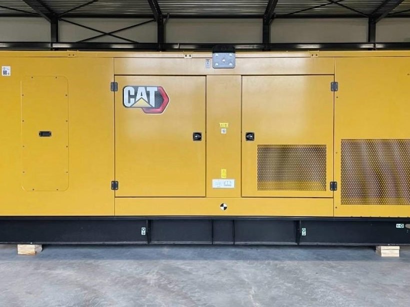 High-capacity Caterpillar industrial diesel generator set prepared for export